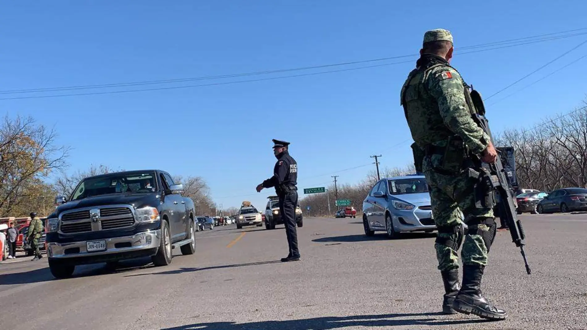 16 Miles de paisanos varados en Allende, Coahuila